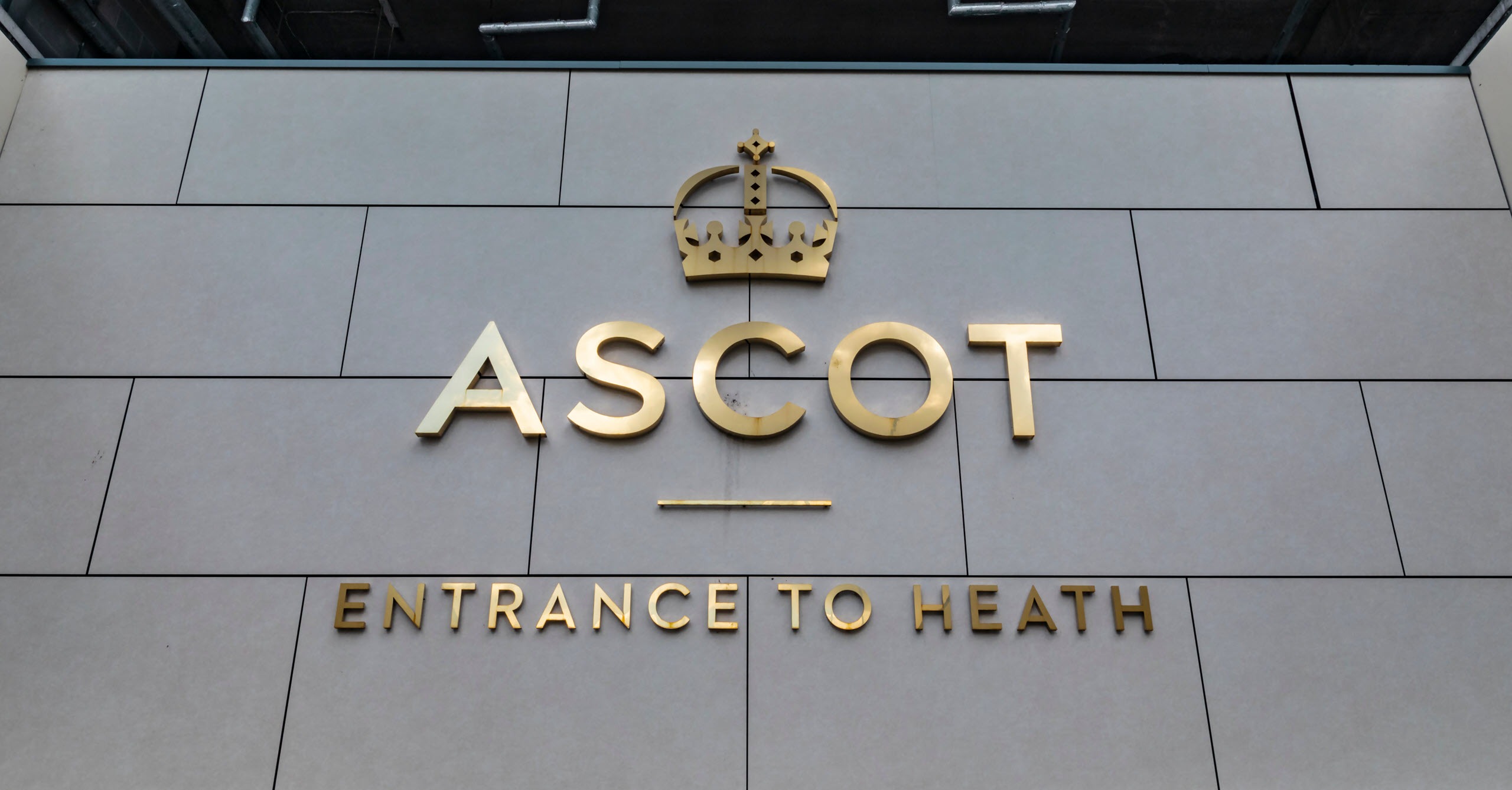 Ascot exterior sign